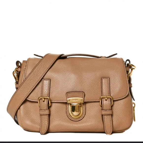 PRADA 
Vitello Daino Push Lock Messenger Bag Noisette - Picture 1 of 14
